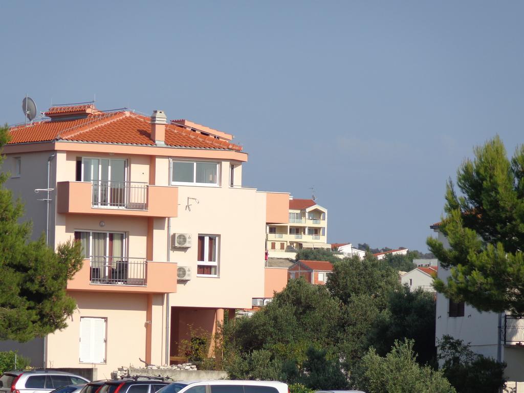 Villa Palas Apartments Rogoznica  Luaran gambar