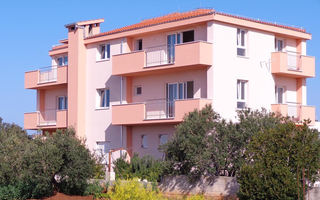 Villa Palas Apartments Rogoznica  Luaran gambar
