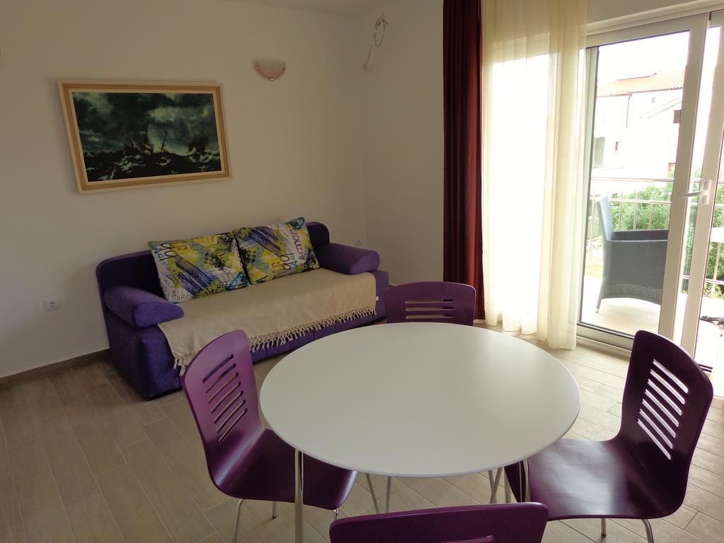 Villa Palas Apartments Rogoznica  Bilik gambar