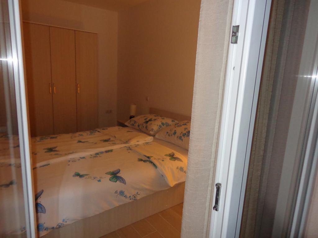 Villa Palas Apartments Rogoznica  Luaran gambar