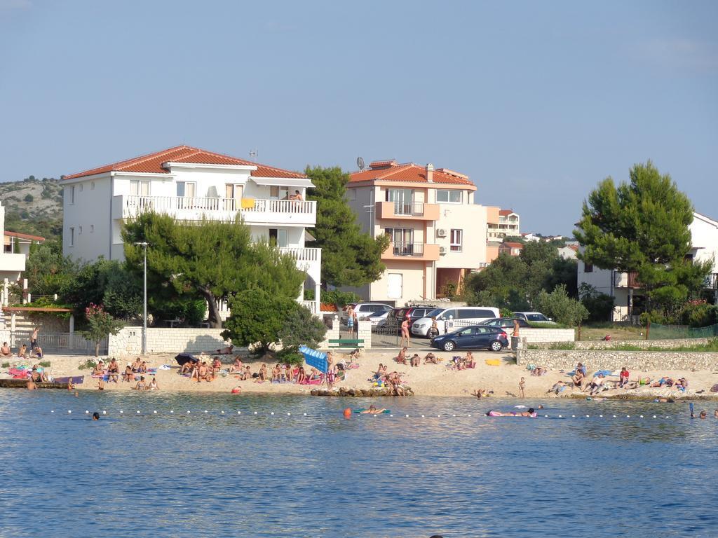 Villa Palas Apartments Rogoznica  Luaran gambar